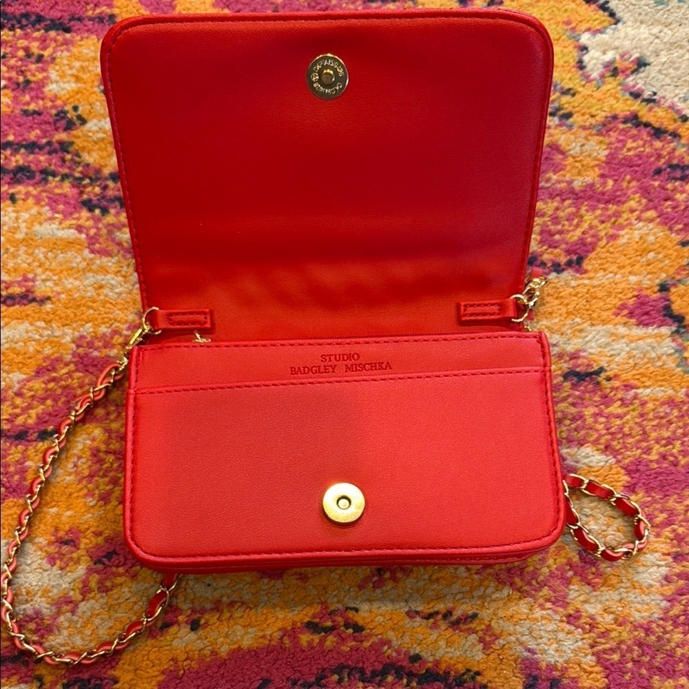 Badgley Mischka NWOT Red Quilted Crossbody Bag - Picture 4 of 5